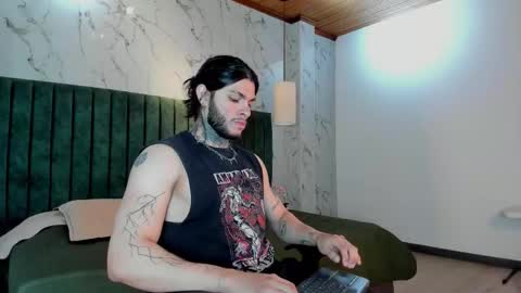 Georgios Makris online show from December 14, 3:24 am