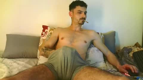 HeteroGermanbigdic77 online show from April 15, 8:42 pm