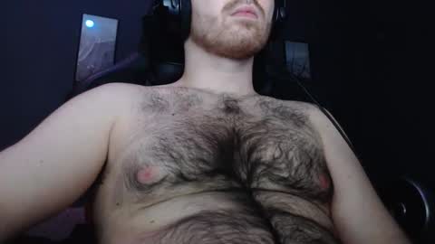 Snapshot of germanyhairyboy chatting on October 13, 9:43 pm germanyhairyboy online show from October 13, 9:43 pm