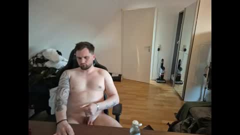 germboy995 online show from April 7, 5:24 pm