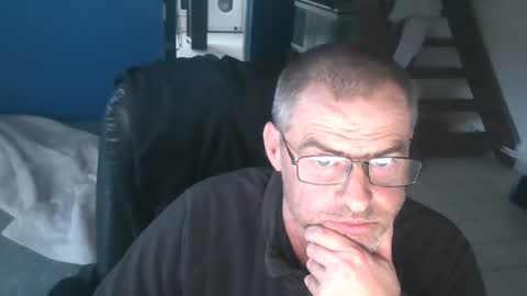 Snapshot of geronemo62 chatting on October 15, 4:47 pm geronemo62 online show from October 15, 4:47 pm