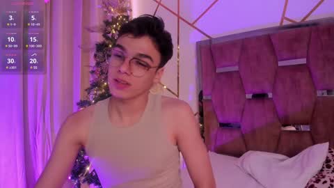 Snapshot of gerony_ chatting on December 14, 5:18 am Geronimo online show from December 14, 5:18 am