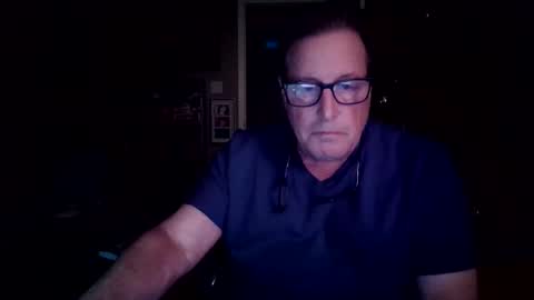 Snapshot of gerrardjj chatting on October 14, 9:33 pm Jason online show from October 14, 9:33 pm