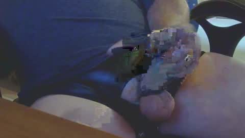 Snapshot of geterdone69mmm chatting on October 1, 6:23 pm geterdone69mmm online show from October 1, 6:23 pm