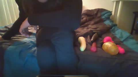 yessiyou online show from November 18, 6:22 pm