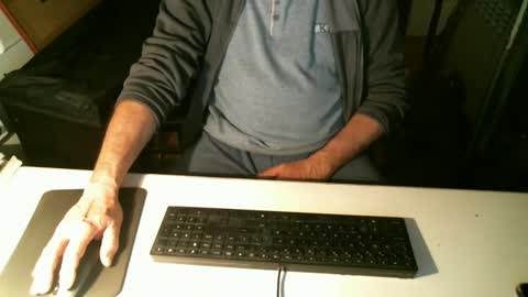 Snapshot of getz62 chatting on January 25, 9:36 am getz62 online show from January 25, 9:36 am