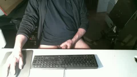 Snapshot of getz62 chatting on March 8, 9:02 am getz62 online show from March 8, 9:02 am