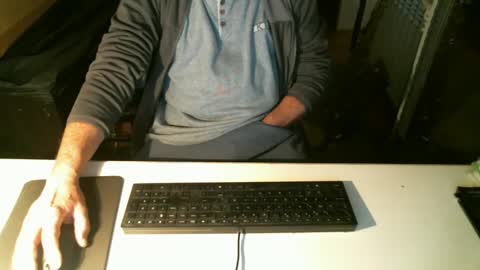 Snapshot of getz62 chatting on January 27, 10:16 am getz62 online show from January 27, 10:16 am