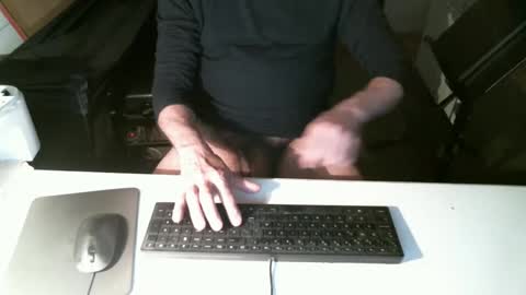 Snapshot of getz62 chatting on February 23, 11:14 pm getz62 online show from February 23, 11:14 pm