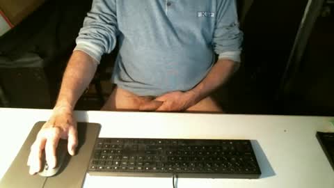 Snapshot of getz62 chatting on February 1, 9:00 am getz62 online show from February 1, 9:00 am