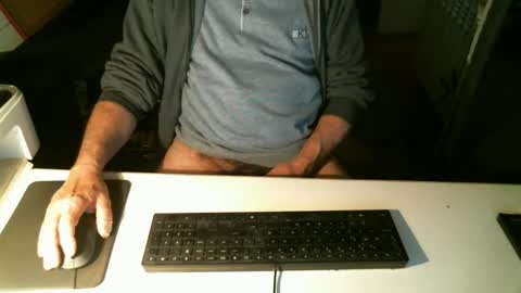 Snapshot of getz62 chatting on February 21, 9:12 am getz62 online show from February 21, 9:12 am