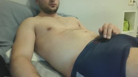 Alex online show from April 5, 6:04 pm