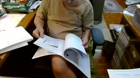 Snapshot of gfhdhr2 chatting on October 15, 4:31 am gfhdhr2 online show from October 15, 4:31 am