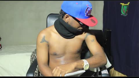 ghettolife2020 online show from February 16, 12:32 pm