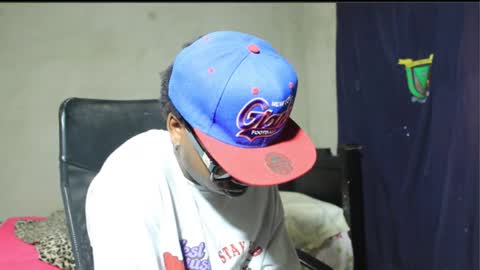 ghettolife2020 online show from October 29, 2:36 am