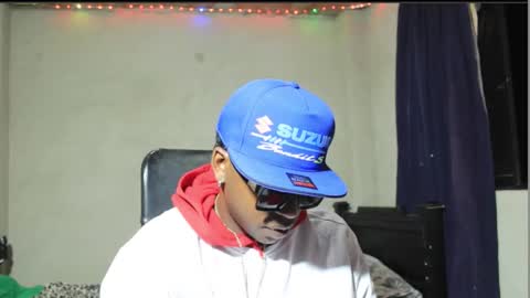 ghettolife2020 online show from September 19, 12:02 am