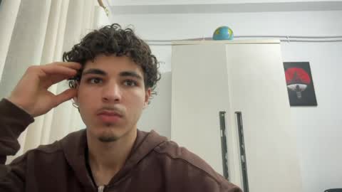 ghilassss online show from March 30, 11:28 pm