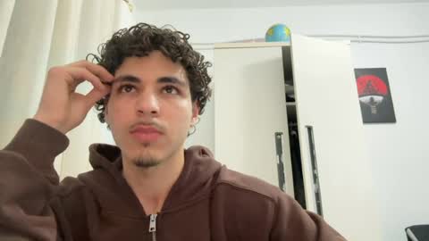 ghilassss online show from March 31, 11:50 pm