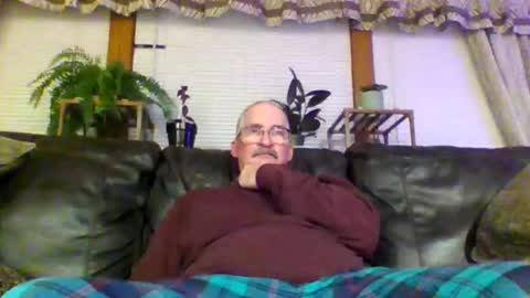 ghost2534 online show from December 2, 11:10 pm