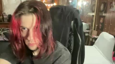 ghostboygbc online show from December 17, 6:31 am