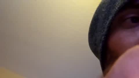 Snapshot of ghuntz22 chatting on October 29, 10:40 am ghuntz22 online show from October 29, 10:40 am