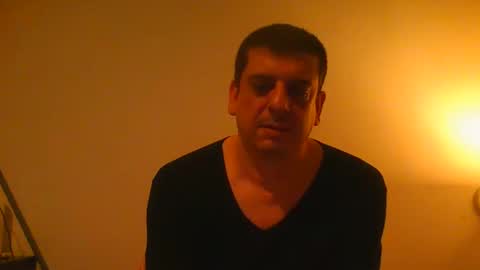 Snapshot of giaco1982 chatting on February 5, 2:08 am samuel online show from February 5, 2:08 am