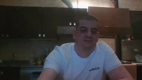 Snapshot of giaco1982 chatting on March 12, 1:25 am samuel online show from March 12, 1:25 am