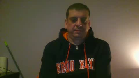 Snapshot of giaco1982 chatting on October 11, 3:43 am samuel online show from October 11, 3:43 am