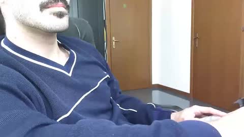 gianniamalfi online show from April 19, 1:32 pm