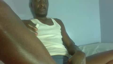 giant_couple online show from April 28, 2:27 am