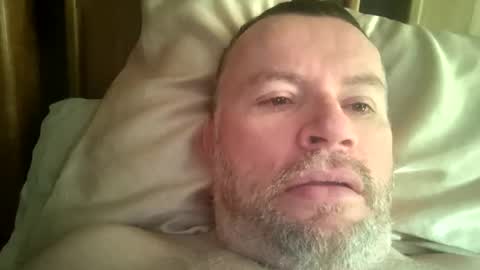 Snapshot of giddyup222222 chatting on January 16, 10:42 am giddyup222222 online show from January 16, 10:42 am