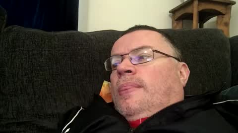 Snapshot of giddyup222222 chatting on February 23, 1:49 pm giddyup222222 online show from February 23, 1:49 pm