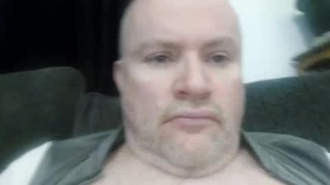Snapshot of giddyup222222 chatting on December 17, 12:23 am giddyup222222 online show from December 17, 12:23 am