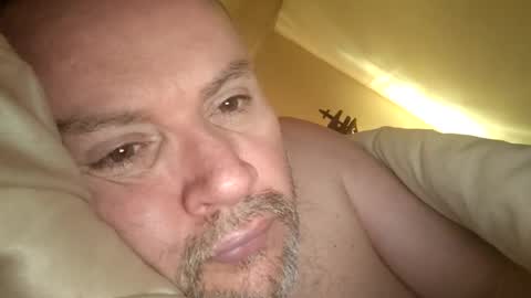 Snapshot of giddyup222222 chatting on January 17, 10:44 am giddyup222222 online show from January 17, 10:44 am