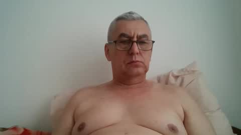 gigi1970 online show from March 22, 12:54 pm