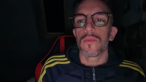 Gigi online show from October 26, 4:36 am