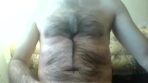 Snapshot of gigigegio chatting on January 10, 9:23 am gigigegio sky online show from January 10, 9:23 am