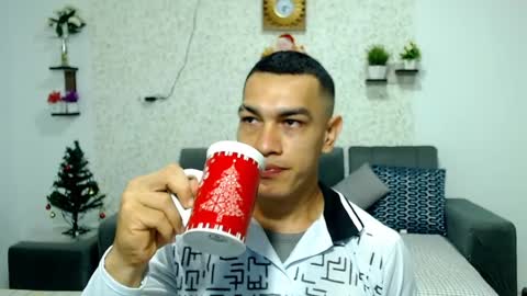 GILBERT online show from December 14, 11:18 am