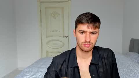 gilbertogonzales online show from September 19, 9:42 am