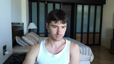 gilbertogonzales online show from November 30, 3:19 am