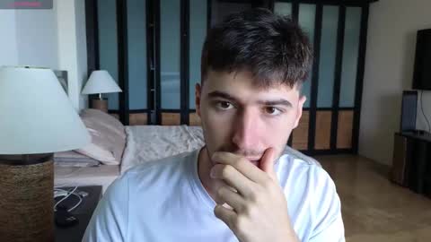 gilbertogonzales online show from November 23, 2:11 am