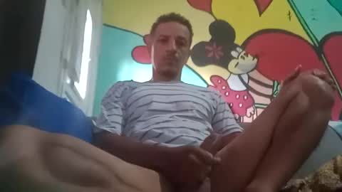Snapshot of gilm906213 chatting on March 12, 10:37 am gilm906213 online show from March 12, 10:37 am