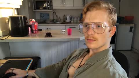 Snapshot of gingerboy_69 chatting on September 10, 5:06 am Jay online show from September 10, 5:06 am