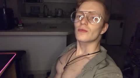 Snapshot of gingerboy_69 chatting on September 16, 11:16 pm Jay online show from September 16, 11:16 pm