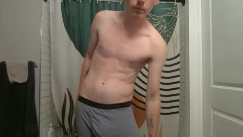Snapshot of gingerbr3ad121 chatting on September 12, 2:22 am Gingerbr3ad121 online show from September 12, 2:22 am