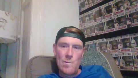 gingerjames90 online show from May 4, 11:06 pm