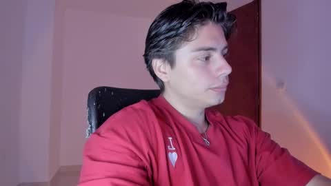 Snapshot of gio_russo chatting on October 3, 10:04 pm GioRusso online show from October 3, 10:04 pm