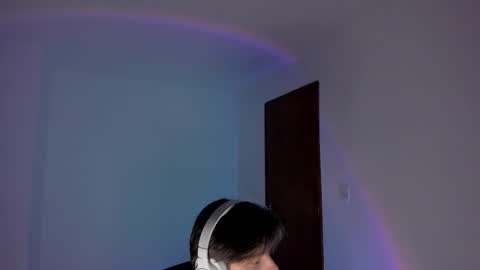 Snapshot of gio_russo chatting on October 14, 4:41 am GioRusso online show from October 14, 4:41 am