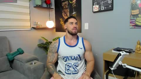 Giorgio leone online show from April 28, 1:00 am