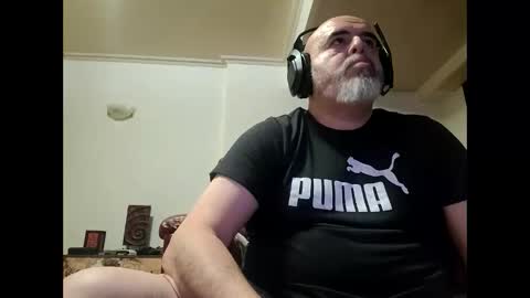 giovanibandolero online show from December 8, 7:47 am